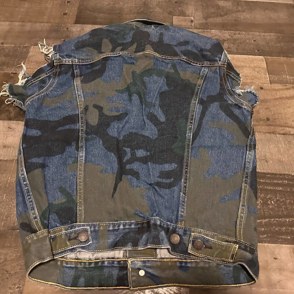 LEVIS Camo Vest Cut Mens Small‎ M Phalarope Trucker Jean Big-E Denim Blue Green